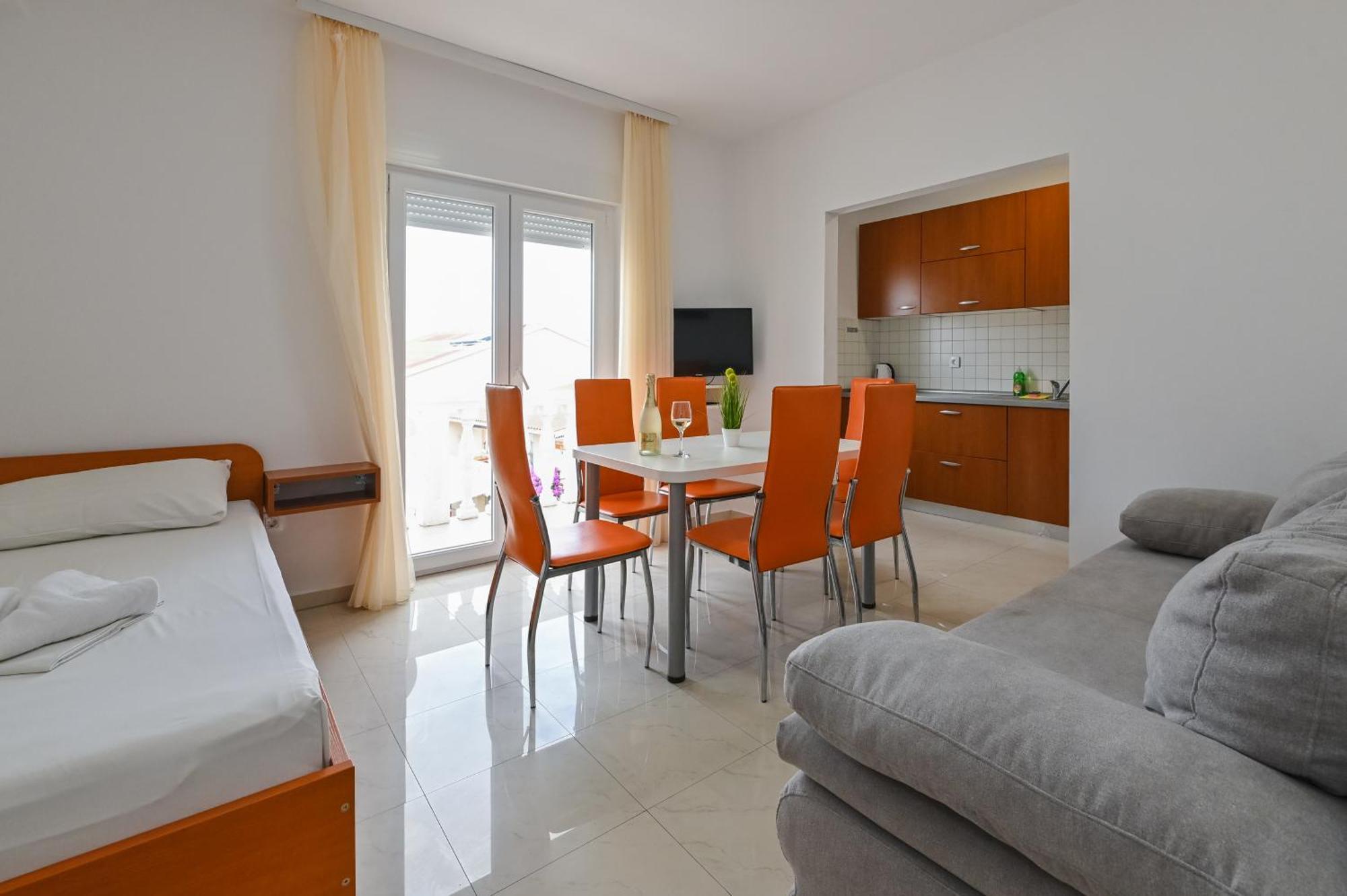 Seagull Pool Apartments & Studios Новаля Екстериор снимка