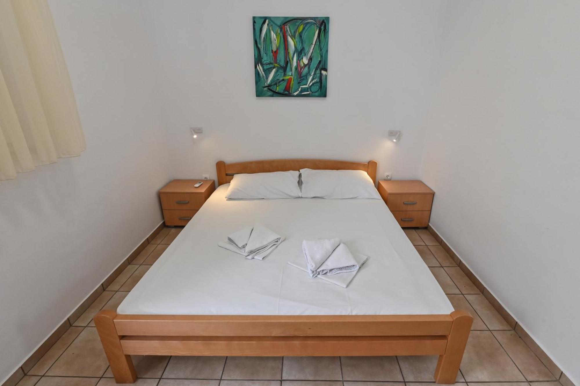 Seagull Pool Apartments & Studios Новаля Стая снимка