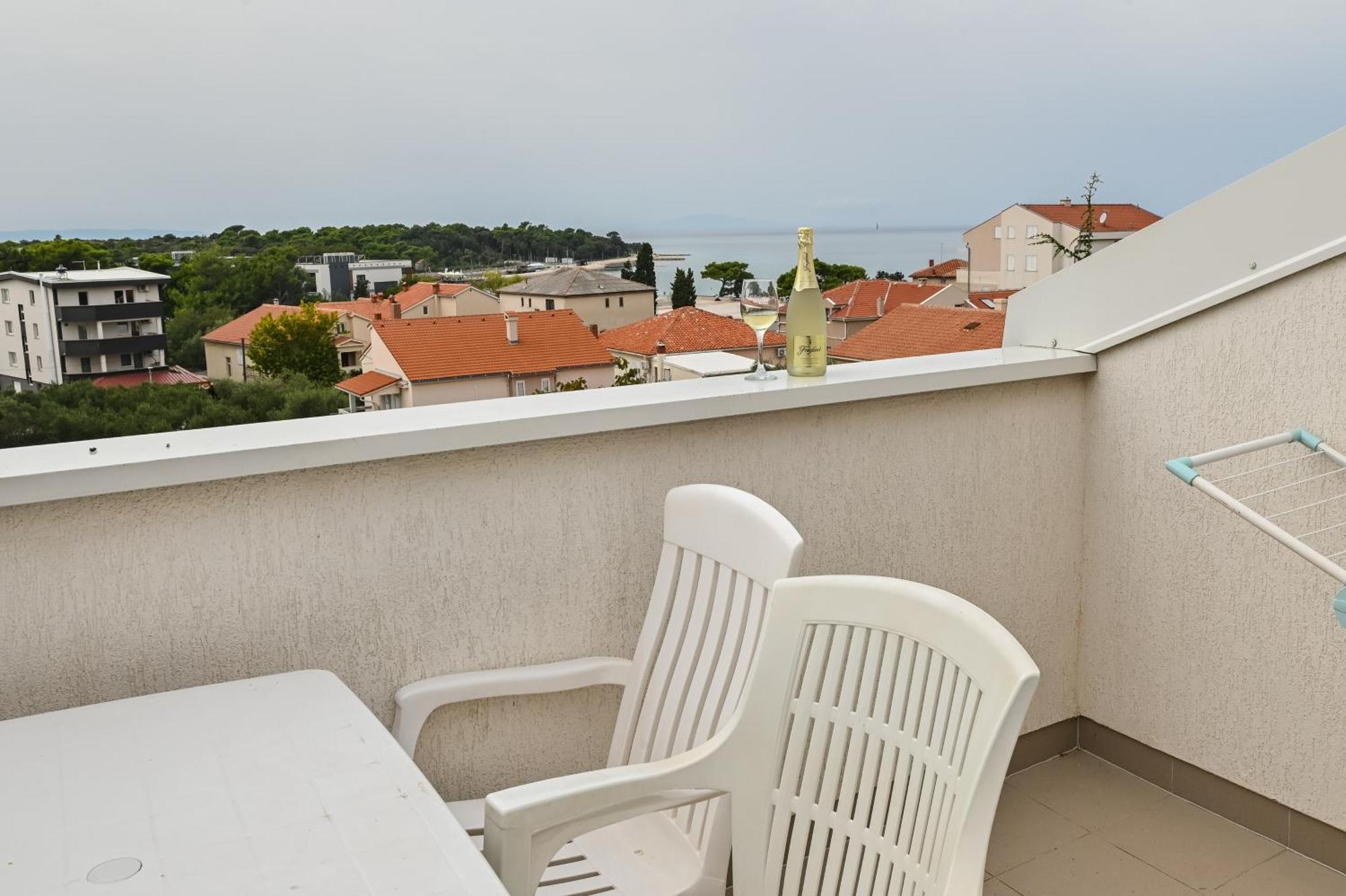 Seagull Pool Apartments & Studios Новаля Стая снимка