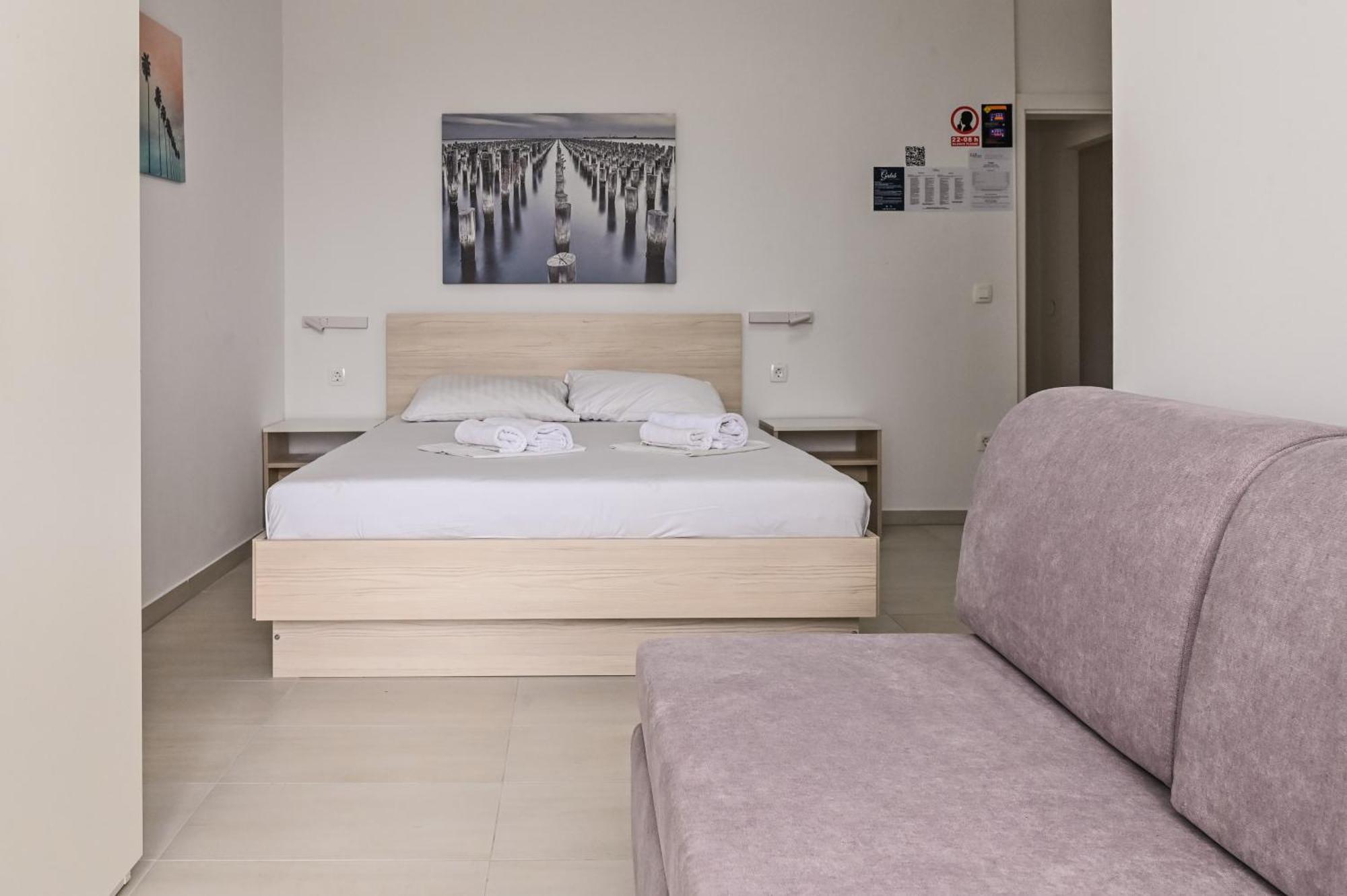 Seagull Pool Apartments & Studios Новаля Стая снимка